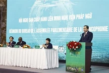 El presidente de la Asamblea Nacional de Vietnam (ANV), Tran Thanh Man, habla en el evento. (Foto: VNA)