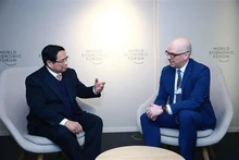 El primer ministro vietnamita, Pham Minh Chinh, sostuvo un encuentro de trabajo con su homólogo de Liechtenstein, Daniel Risch. (Foto: VNA)