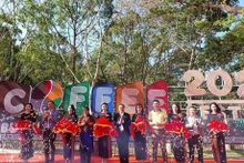 Inauguración de una vía peatonal en la ciudad de Buon Ma Thuot, en ocasión del festival. (Foto: VNA)