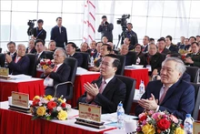 El presidente de Vietnam, Vo Van Thuong asiste a la ceremonia de anuncio del Plan Maestro de Quang Ngai. (Foto: VNA)