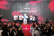 Los tres nuevos restaurantes con una estrella Michelin son La Maison 1888 en el complejo turístico InterContinental Danang Peninsula Resort; y Akuna y El Pabellón Real, en Ciudad Ho Chi Minh. 
