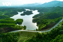 La belleza prístina del lago Phinh Ho en Quang Ninh 