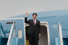 El presidente de Vietnam, Luong Cuong, parte de Hanói hacia Laos. (Foto: Nhan Dan)