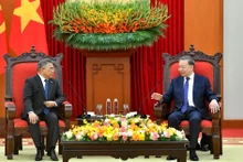 [Foto] Líder partidista vietnamita recibe al embajador filipino