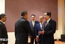 El vicepresidente permanente de la Asamblea Nacional de Vietnam, Tran Thanh Man (actual presidente), recibió a los jefes de delegaciones participantes en la 14 Conferencia del Grupo Asesor de la AIPA (AIPA Caucus 14), desarrollada en julio de 2023 en la isla de Phu Quoc. (Foto: VNA)