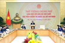 El primer ministro de Vietnam, Pham Minh Chinh, interviene en la cita. (Foto: VNA)