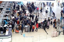En el aeropuerto de Noi Bai. (Foto: VNA)