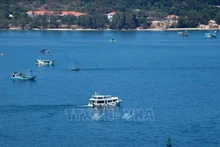 Los turistas explotan las islas de Phu Quoc en cruceros. (Foto: VNA)