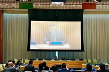 El embajador Dang Hoang Giang, jefe permanente de Vietnam ante las Naciones Unidas, habla en el evento. (Foto: VNA)