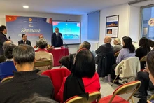 En el seminario para promover el potencial y las oportunidades turísticas de Vietnam. (Fotografía: VNA)