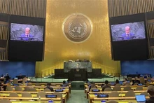 El ministro consejero y representante permanente de Vietnam ante la ONU, Nguyen Hoang Nguyen, habla en el evento. (Foto: VNA)