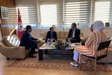 La delegación de la Oficina Comercial de Vietnam realiza visita de trabajo a Túnez. (Foto: VNA)