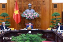 El primer ministro Pham Minh Chinh habla en la reunión. (Foto: VNA)