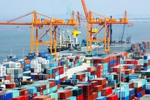 Comercio exterior de Vietnam crece 15,4 por ciento
