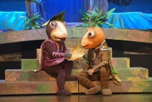 Una escena de la obra "Las aventuras de un grillo". (Foto: hanoimoi.vn)