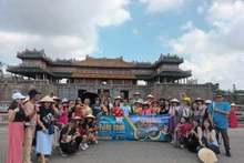 El grupo de agencias de viajes de Filipinas en Hue. (Foto: toquoc.vn)