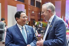 El primer ministro de Vietnam, Pham Minh Chinh, se reunió con su homólogo australiano, Anthony Albanese. (Foto: VNA)
