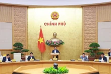 El primer ministro de Vietnam, Pham Minh Chinh, interviene en la reunión. (Foto: VNA)