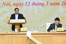 [Foto] Primer ministro vietnamita preside segunda reunión del Comité Directivo Nacional sobre Inclusión Financiera