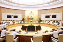 Premier vietnamita aboga por desarrollo sostenible de la economía marina