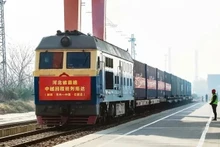 El tren de carga que partió Hanói atracó en el puerto terrestre internacional de Shijiazhuang, China. (Foto: sjzdaily.com.cn)
