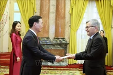 En la recepción al embajador polaco, Aleksander Surdej. (Foto: VNA)