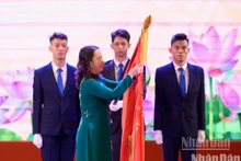 [Foto] Celebran acto por 70 aniversario de Empresa de Impresión del periódico Nhan Dan