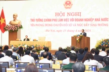 [Foto] Premier vietnamita preside conferencia del Gobierno con empresas estatales pioneras en transformación digital 