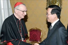 El presidente de Vietnam, Vo Van Thuong, y el cardenal Pietro Parolin, secretario de Estado del Vaticano. (Foto: VNA)