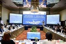 Escena del seminario. (Foto: qdnd.vn)