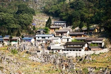 Lao Xa, pueblo apacible y encantador entre montañas y bosques