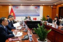 El Ministerio de Industria y Comercio de Vietnam presenta varias soluciones para el despacho aduanero. (Fotografía: Ministerio de Industria y Comercio de Vietnam)