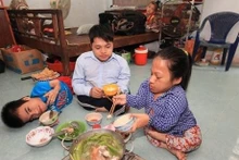 Víctimas del Agente Naranja en Vietnam. (Fotografía: VNA)