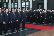 Efectúan servicio memorial al expresidente Tran Duc Luong