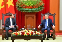 [Foto] Máximo dirigente partidista de Vietnam recibe al presidente del grupo estadounidense Pacifico Energy 