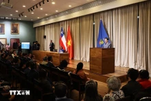 [Foto] Presidente vietnamita visita la Universidad de Chile