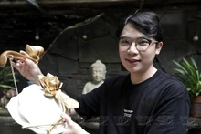 El diseñador Tran Quoc Dung (Fotografía: VNA)