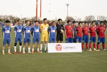 Los equipos participantes en la ceremonia inaugural. (Foto: VNA)