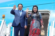 Premier vietnamita culmina exitosa visita a Malasia y participación en Cumbre de la Asean (Foto: VNA)