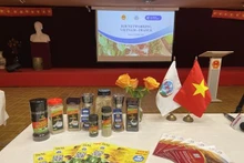 Productos de pimienta de Vietnam exhibidos en el evento. (Fotografía: VNA)