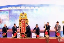 En el acto de inauguración.