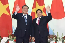 [Foto] Premier vietnamita mantiene conversaciones con su similar japonés 