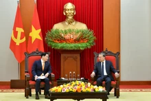 [Foto] Máximo dirigente partidista de Vietnam recibe al presidente del Grupo surcoreano SK