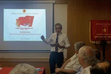 El embajador vietnamita en Israel, Ly Duc Trung, habla en la cita. (Foto: VNA)