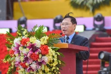 El presidente del Comité Popular de Bac Giang, Le Anh Duong, habla en el evento.
