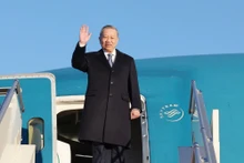 El secretario general del Partido Comunista de Vietnam y presidente del país, To Lam, parte de la capital de Ulán Bator. (Foto: VNA)