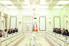 [Foto] Líder partidista vietnamita se reúne con presidenta de Asamblea Nacional de Azerbaiyán