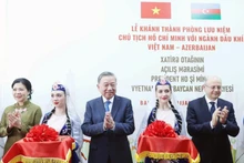 El secretario general del Partido Comunista de Vietnam, To Lam, y delegados en la inauguración. (Foto: VNA)