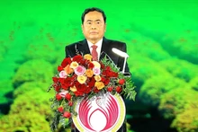 El vicepresidente permanente de la Asamblea Nacional, Tran Thanh Man, habla en el evento.