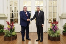 El primer ministro de Singapur, Lee Hsien Loong, y su homólogo cubano, Manuel Marrero Cruz. (Fotografía: Ministerio de Comunicación e Información de Singapur)